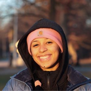 Meet your Posher, Izzie